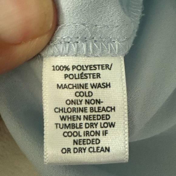 Loft Woman’s Size Medium Light Blue Blouse With Ruffle Sleeves EM85 - Picture 4 of 6